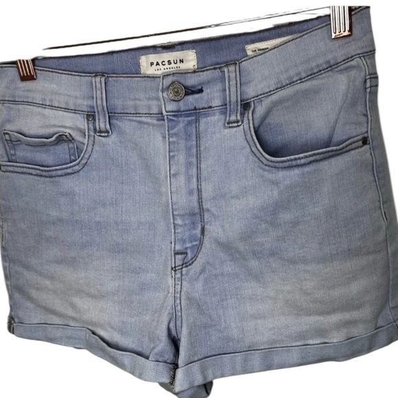 Excellent condition pac Sun shorts the shortie size 29 - Picture 2 of 4